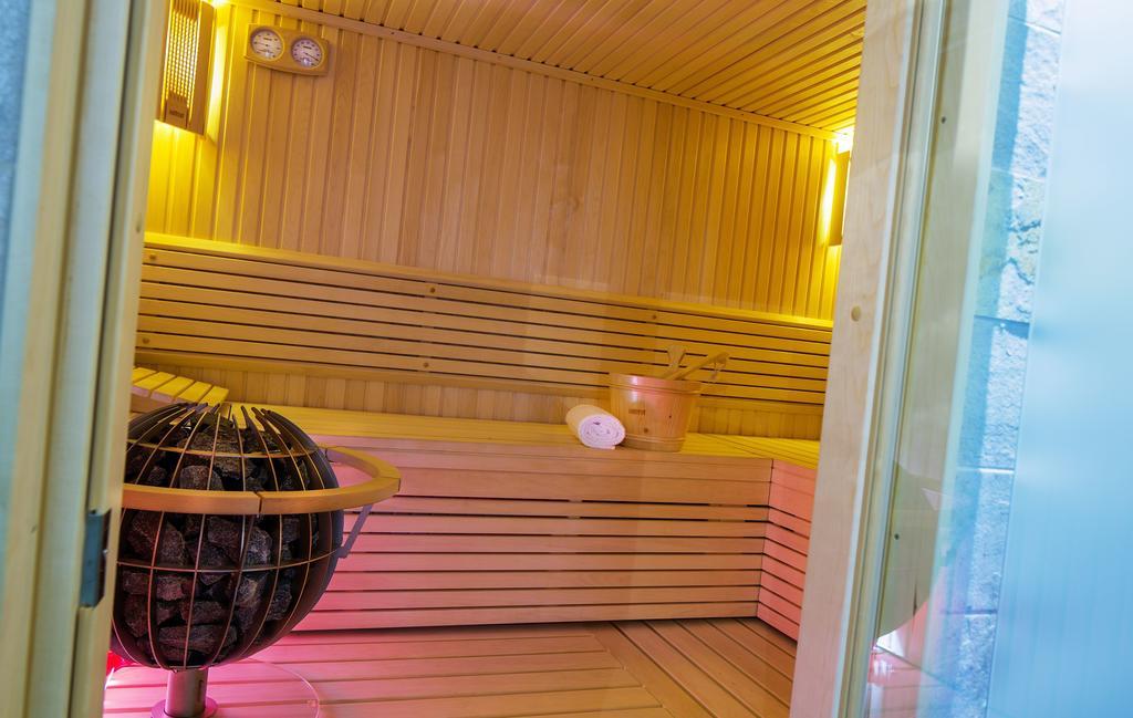 סאס-אלמאגל Wellness- Und Schneesporthotel Christiania מראה חיצוני תמונה