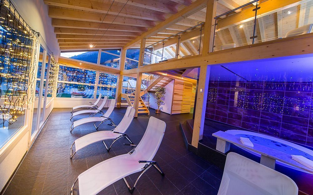 סאס-אלמאגל Wellness- Und Schneesporthotel Christiania מראה חיצוני תמונה